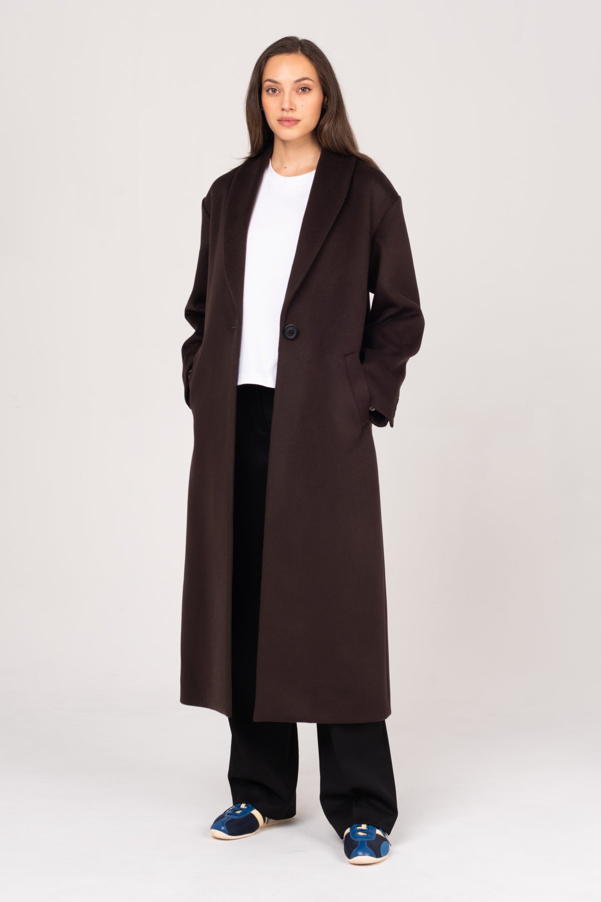 The NO.29 Marisa women's brown wool overcoat, featuring a shawl lapel and an oversized fit. A refined, modern outerwear essential designed for effortless layering and timeless elegance.